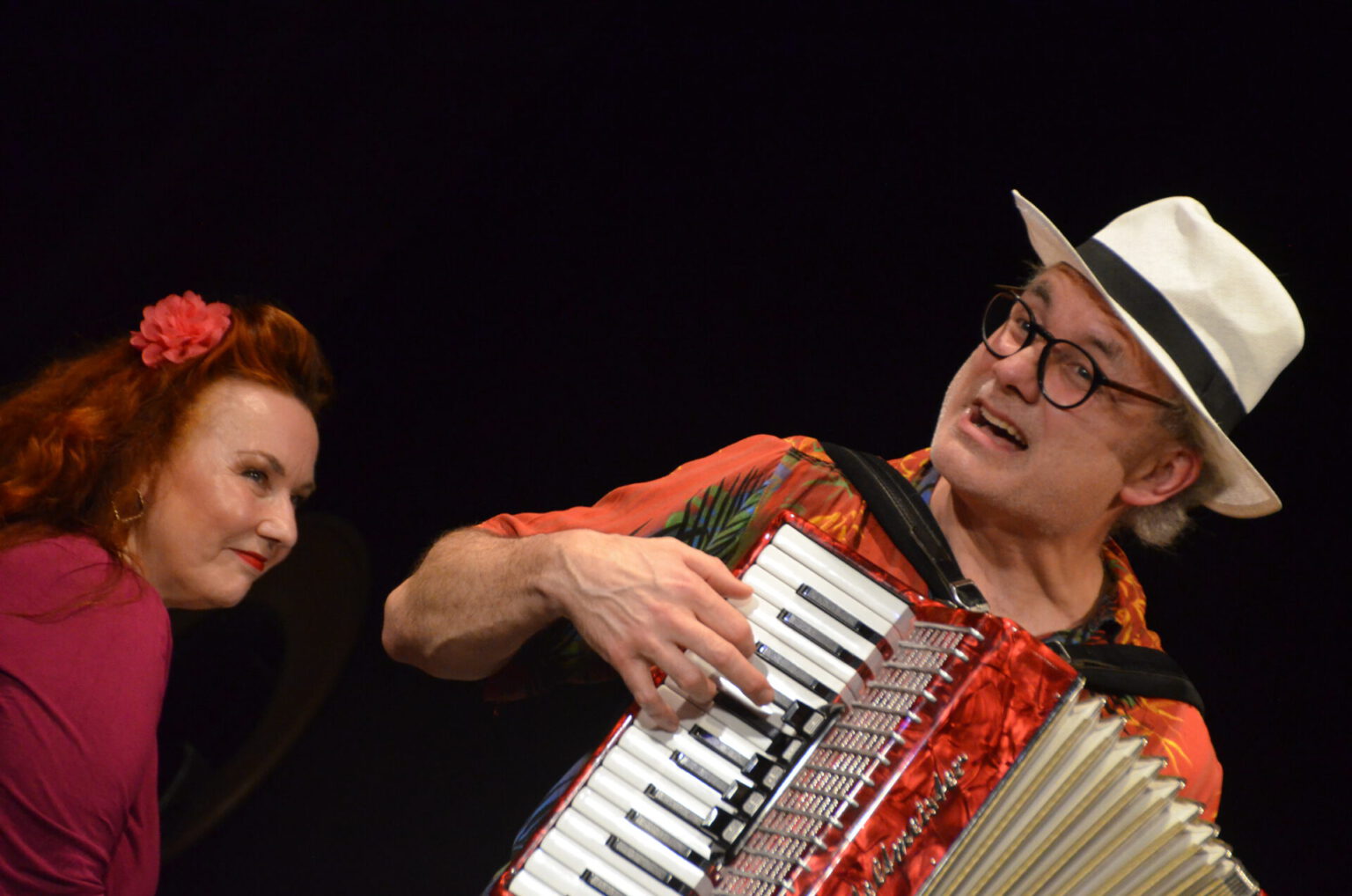 2026-10-17: Frau Sonntag und ihr ständiger Begleiter